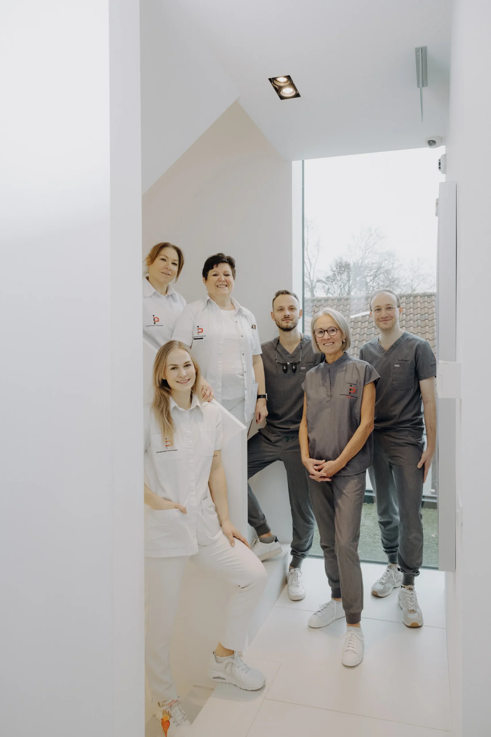 Team van Paro Merchtem gespecialiseerd in parodontologie en implantologie